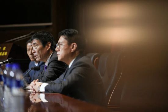 蓝光完整版在线看