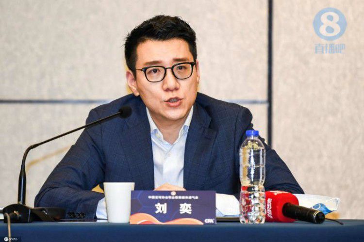 ”2023年3月4日凌晨3时16分，著名表演艺术家、电影《刘三姐》中“刘三姐”的扮演者黄婉秋，因抢救治疗无效在医院逝世，享年80岁。